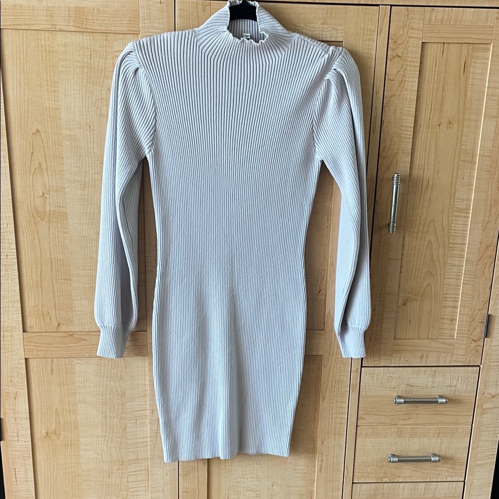 Elegant Ribbed Light Sweater Dress grey